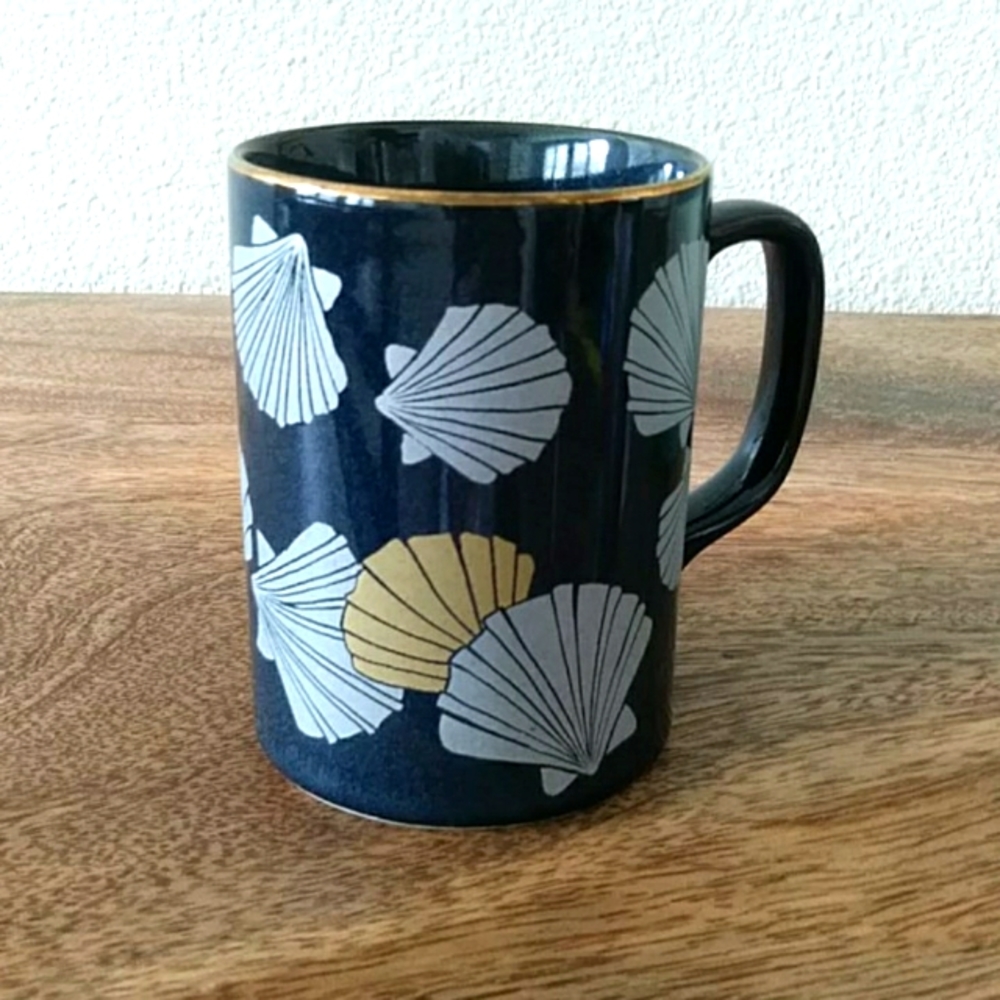 Vintage Otagiri Japan Seashell Mug